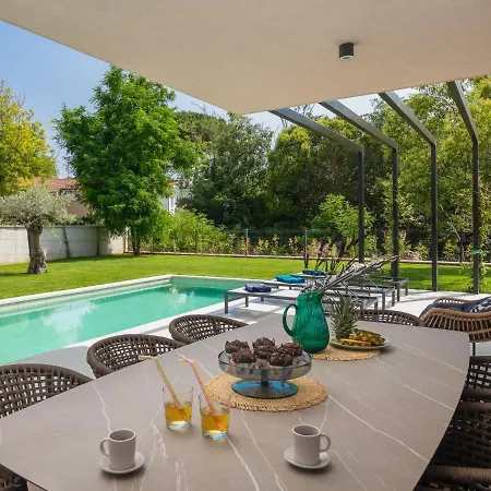 Villa Mapejana By Interhome *