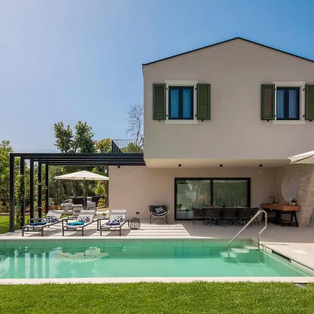Villa Mapejana By Interhome